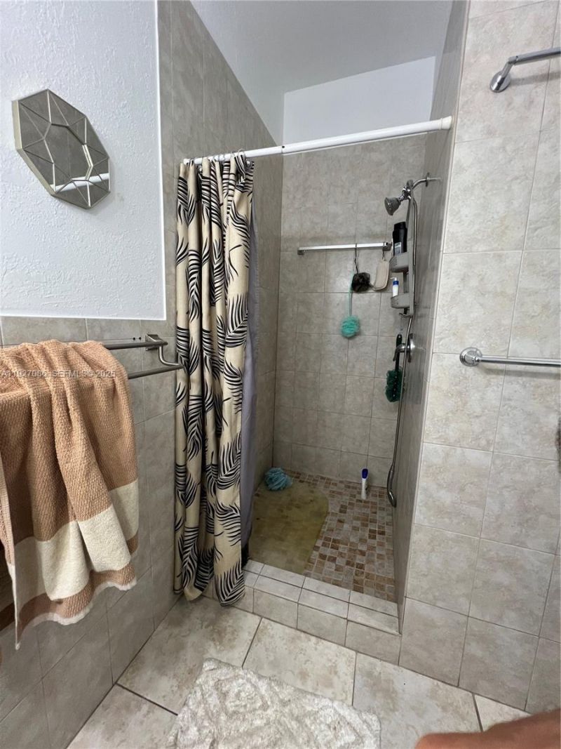 6400 SW 63rd Ave, South Miami, FL 33143 Photo