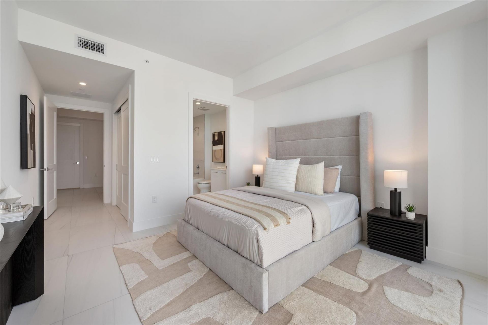 153 N Seabreeze Boulevard, Unit 1105-S, Fort Lauderdale, FL 33304 Photo