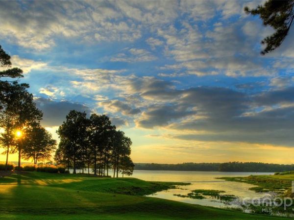 1740 Southpoint Lane, New London, NC 28127