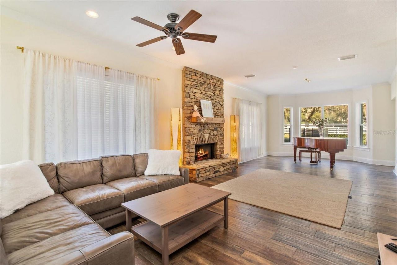 209 Kentucky Blue Circle, Apopka, FL 32712 Photo