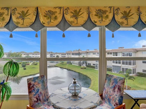 4800 NW 35th Street, Unit 612, Lauderdale Lakes, FL 33319