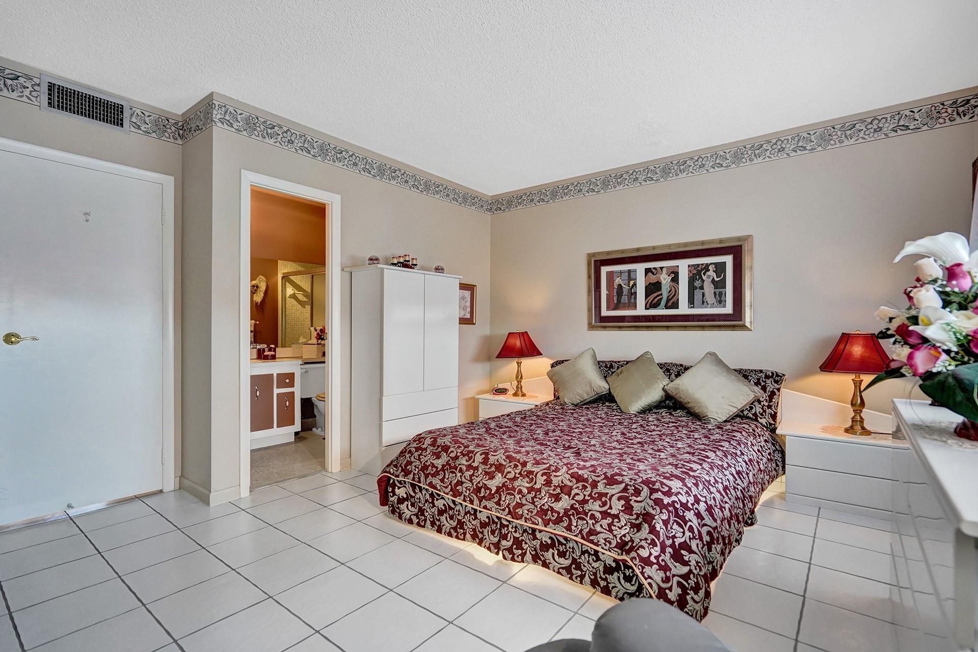 4800 NW 35th Street, Unit 612, Lauderdale Lakes, FL 33319 Photo