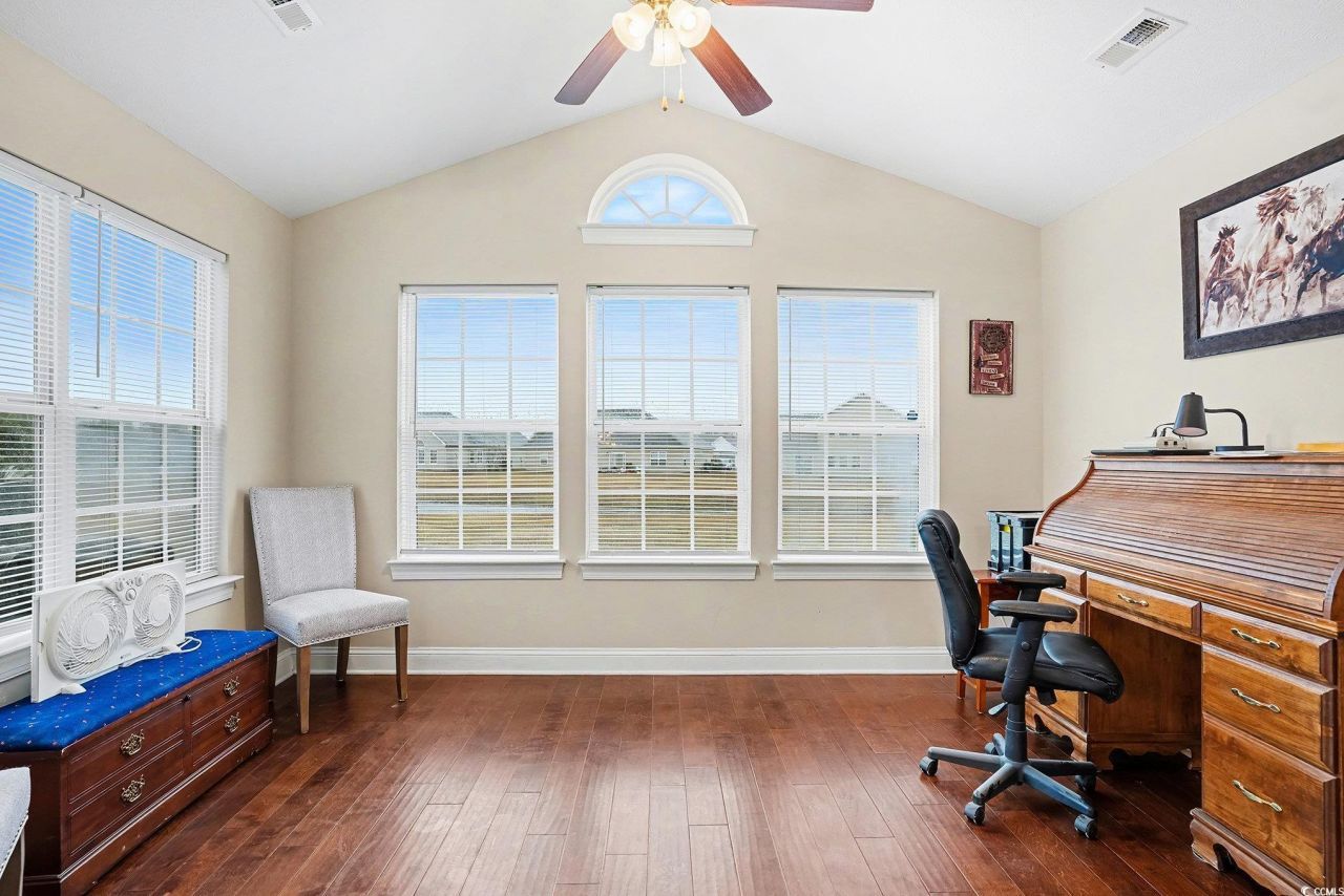 216 Camrose Way Photo 13