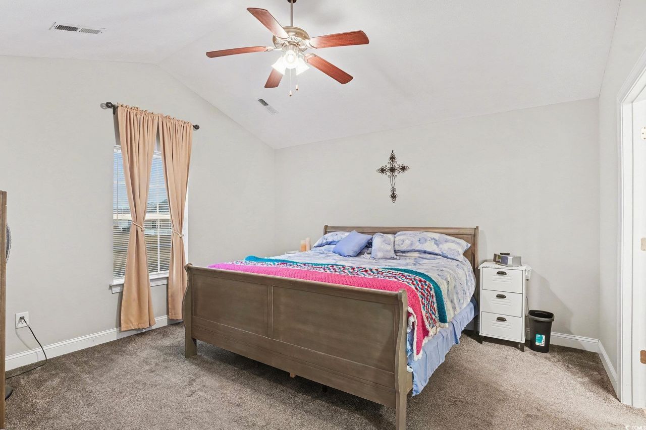 216 Camrose Way Photo 16