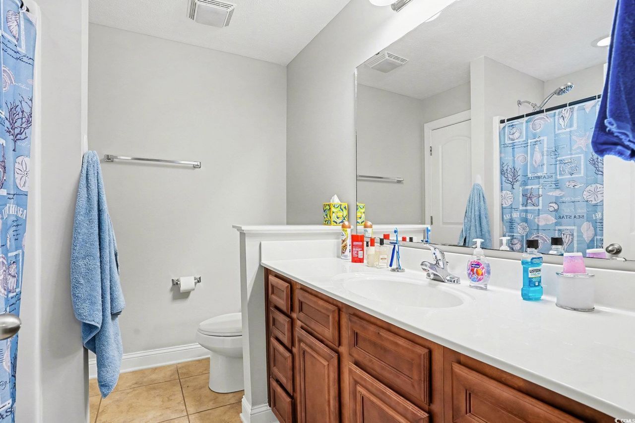 216 Camrose Way Photo 18