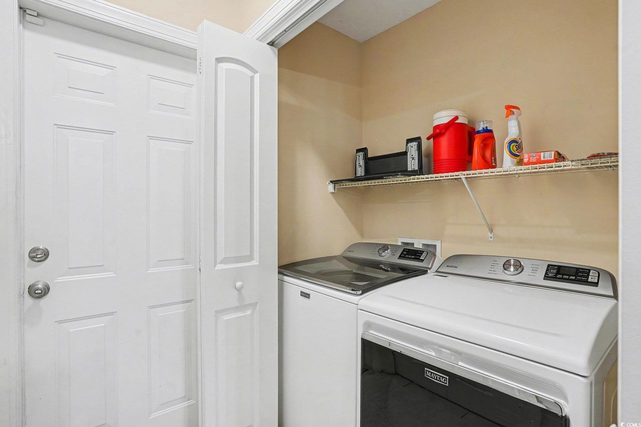 216 Camrose Way Photo 25