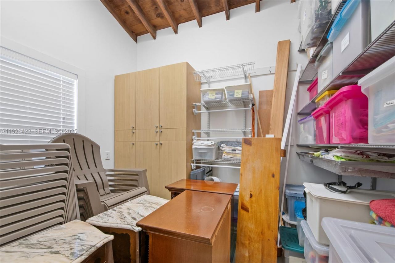 2460 SW 24th St, Miami, FL 33145 Photo