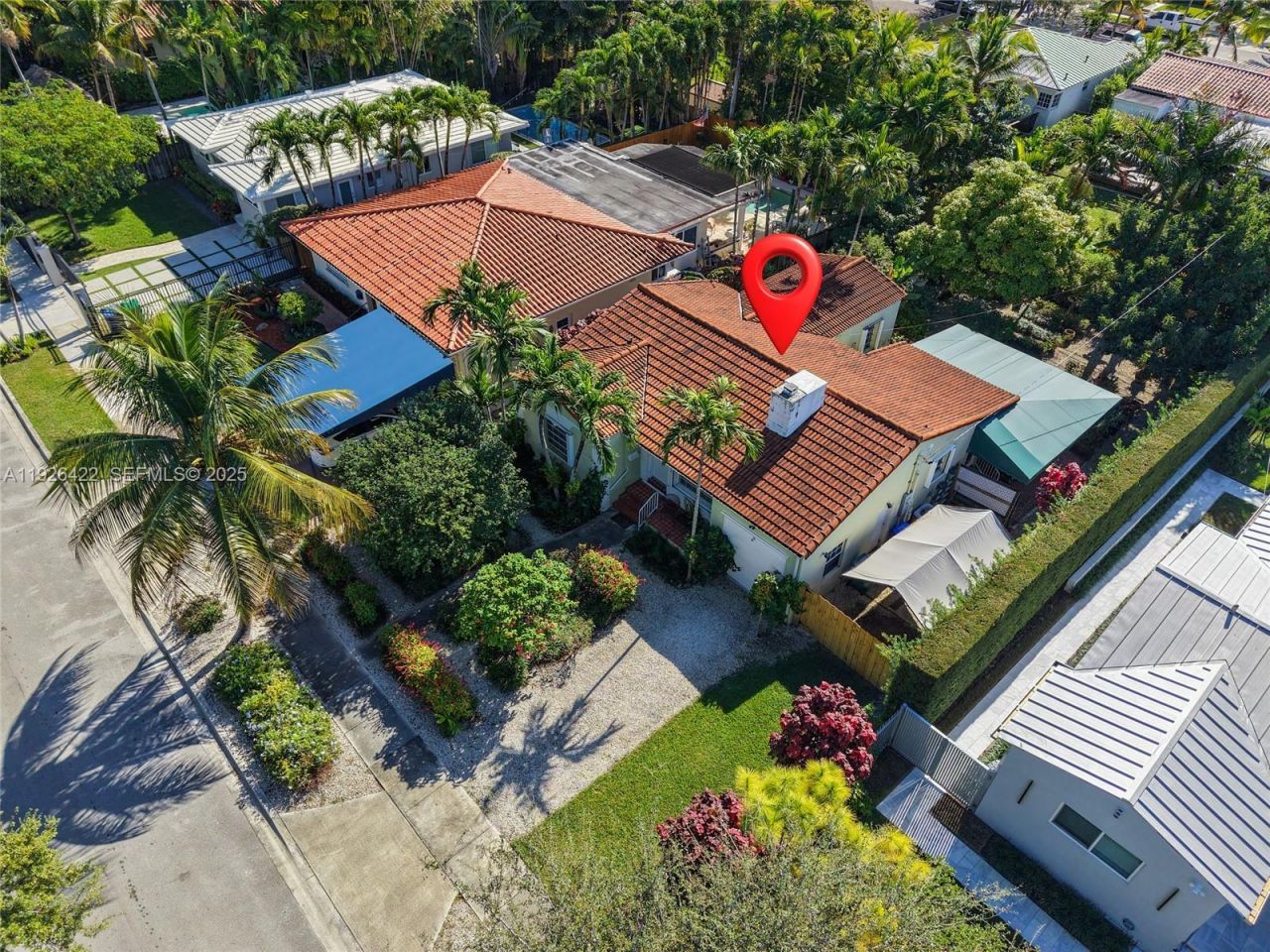 2460 SW 24th St, Miami, FL 33145 Photo