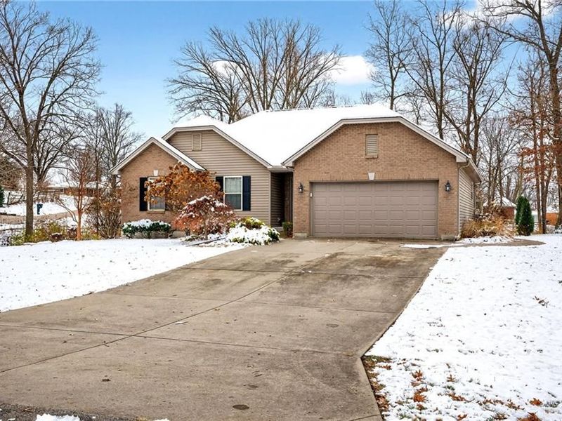 2575 Martha Lane, Hamilton, OH 45013 Photo 2