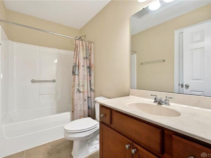 2575 Martha Lane, Hamilton, OH 45013 Photo 32