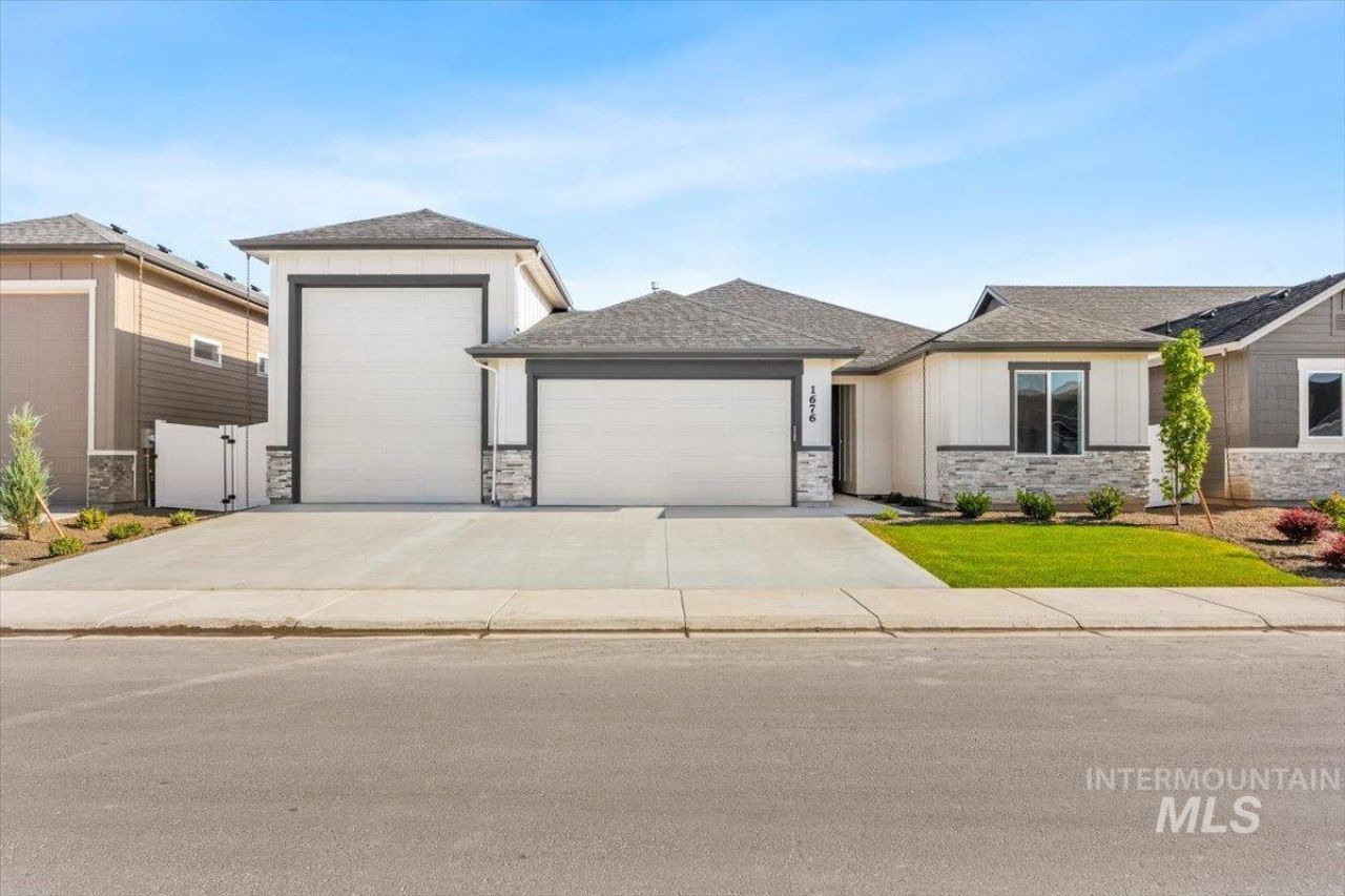 1676 Sandbar Rd, Emmett, ID 83617 Main Photo