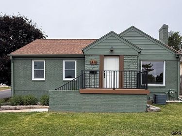 2502 N 60Th Street, Omaha, NE 68104