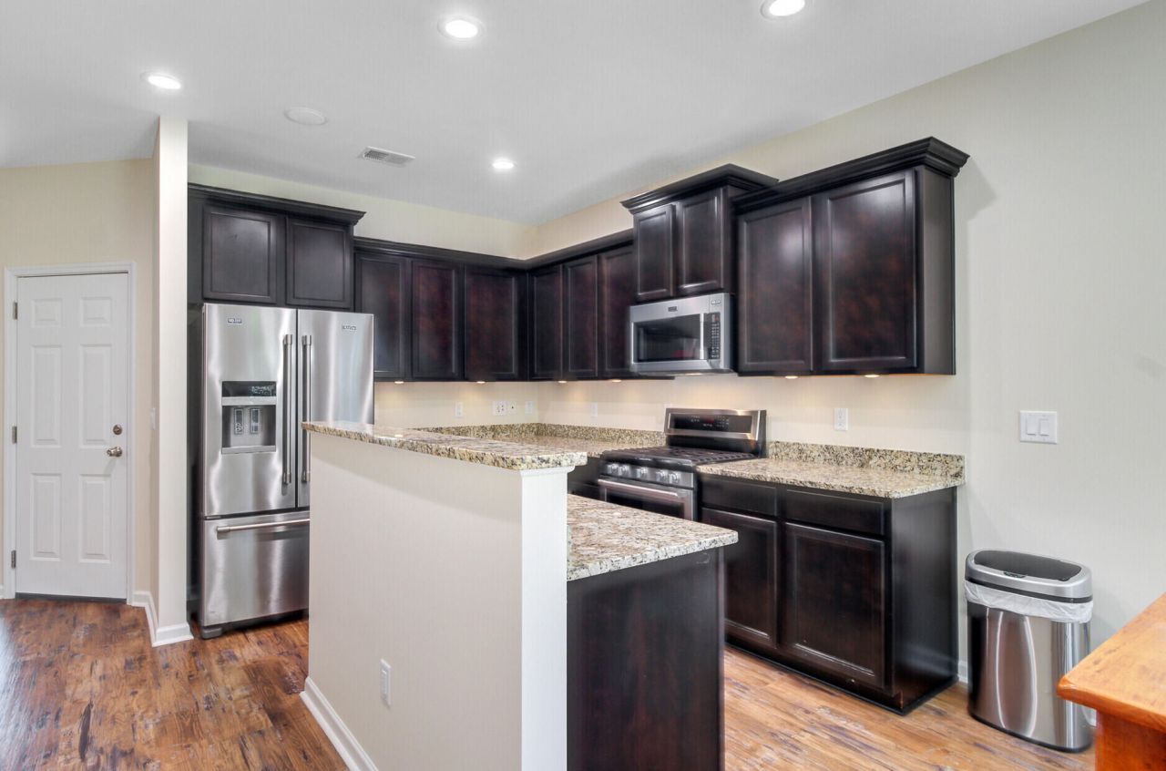 326 Drayton Pl Drive Photo 12