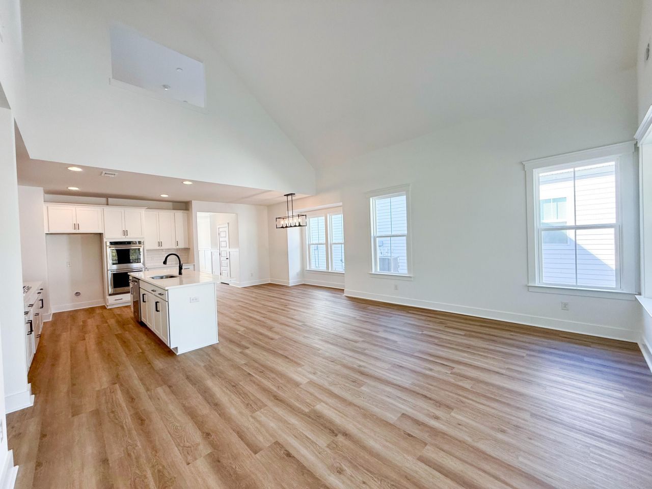 610 June Berry Drive Photo 14