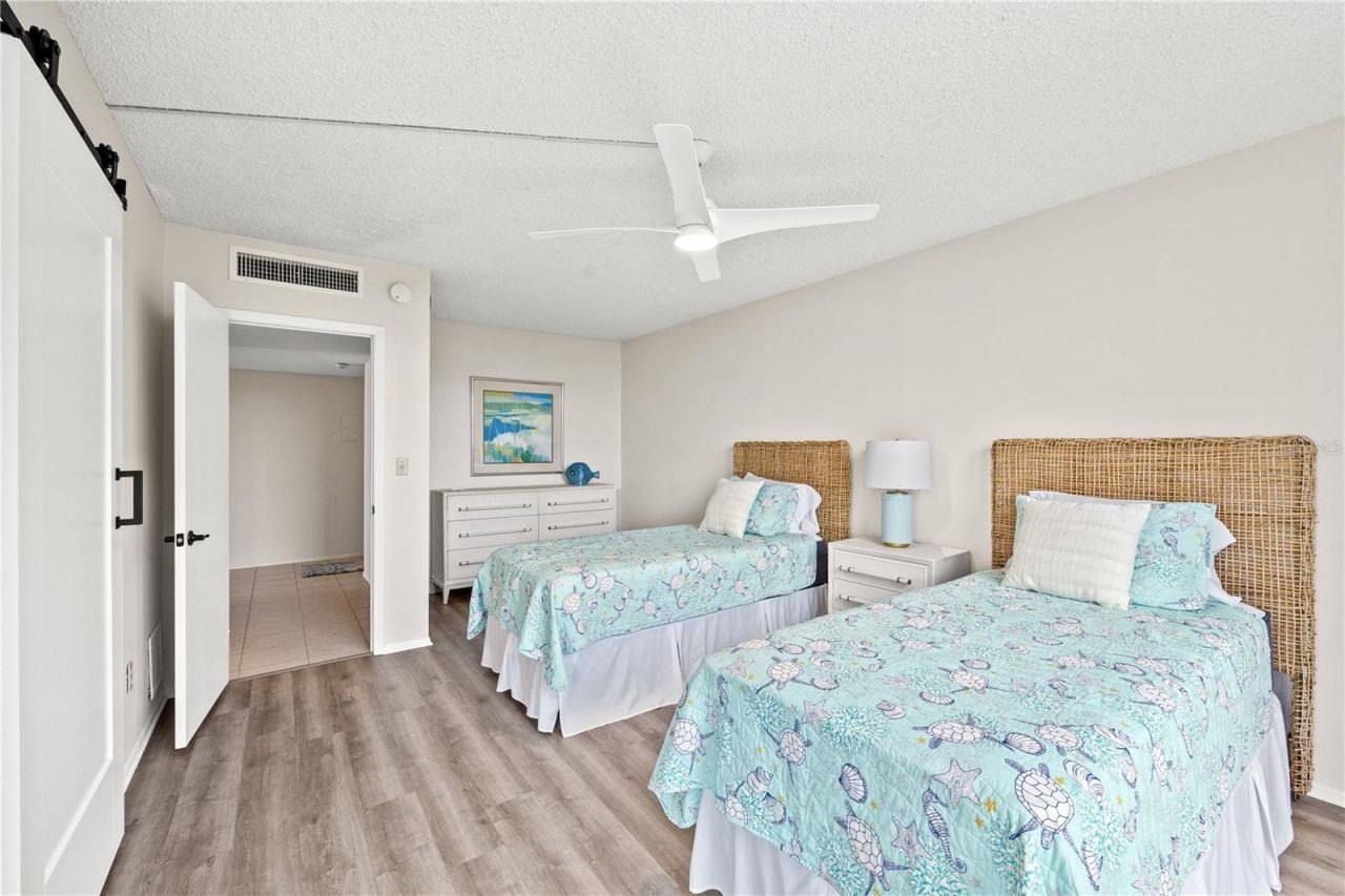 1212 Benjamin Franklin Drive, Unit 701, Sarasota, FL 34236 Photo