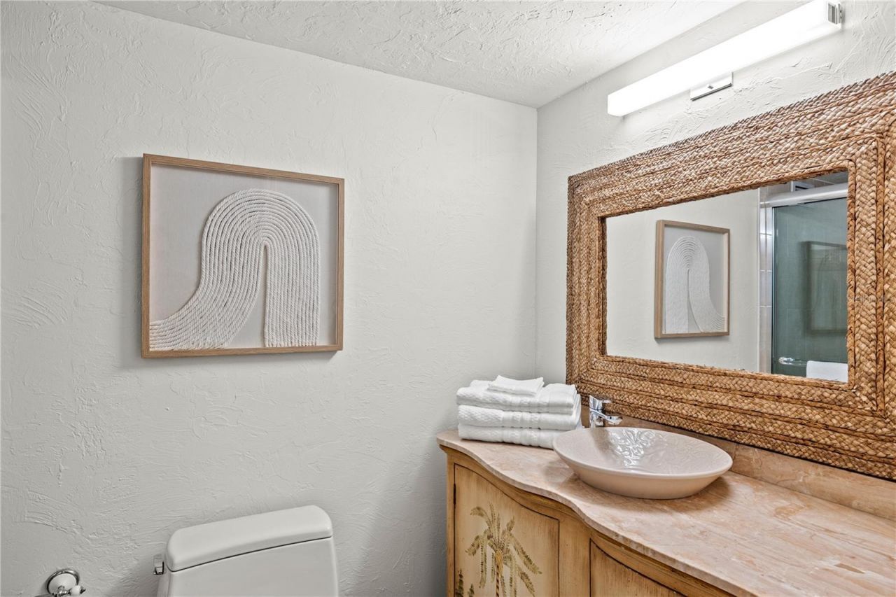 1212 Benjamin Franklin Drive, Unit 701, Sarasota, FL 34236 Photo