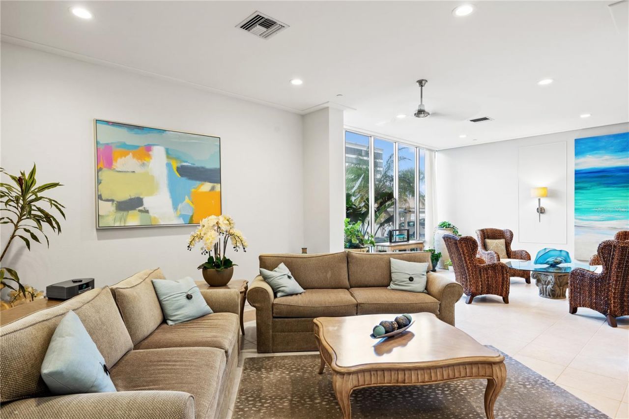 1212 Benjamin Franklin Drive, Unit 701, Sarasota, FL 34236 Photo