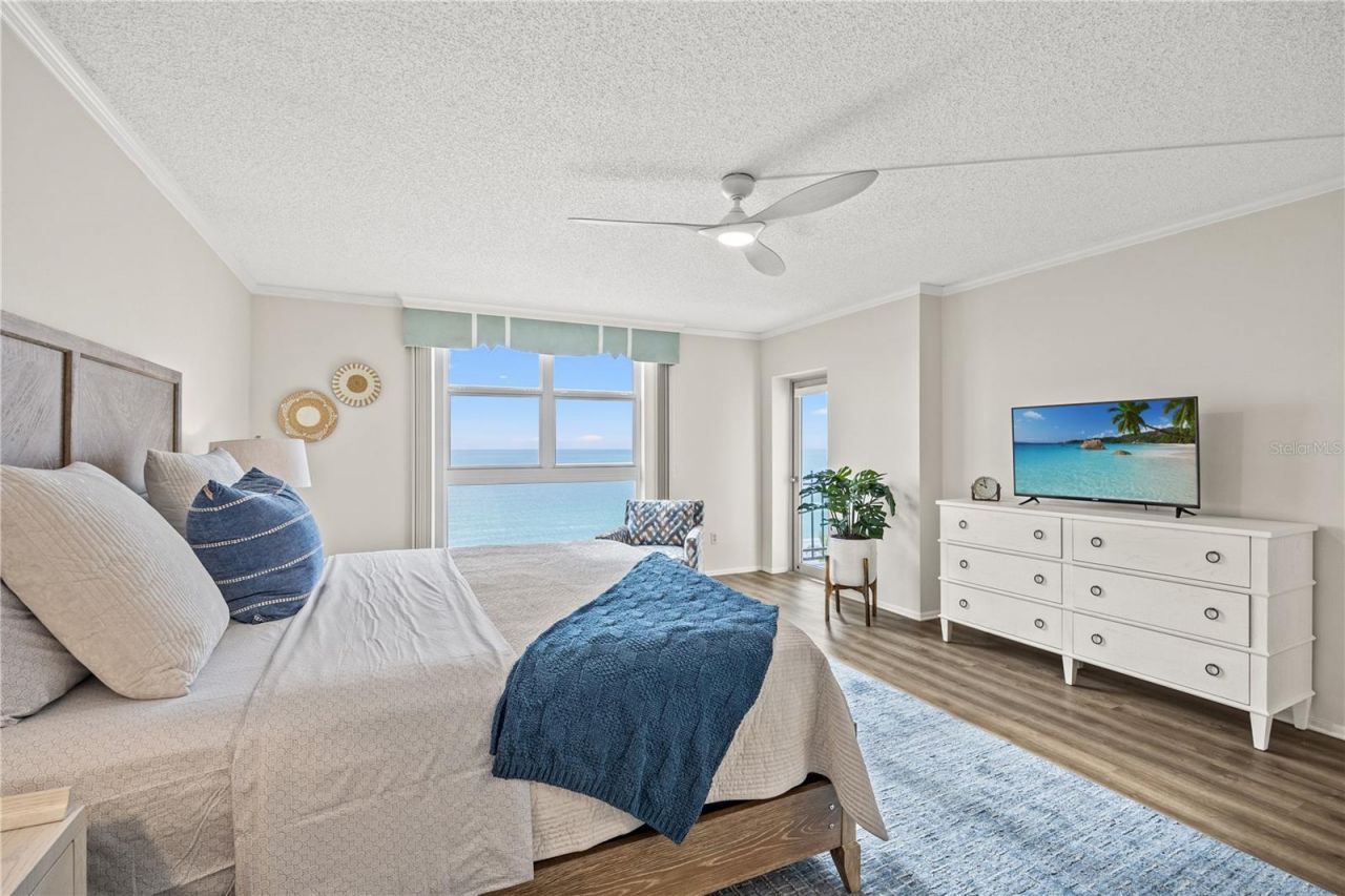 1212 Benjamin Franklin Drive, Unit 701, Sarasota, FL 34236 Photo