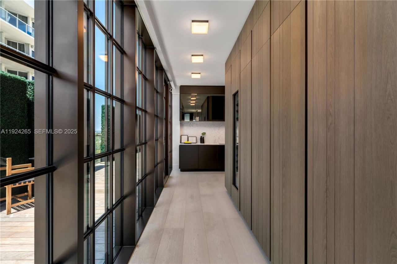 8955 Collins Ave, Unit 702, Surfside, FL 33154 Photo