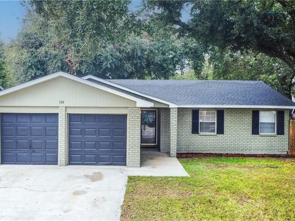388 FAIRWAY Drive, LaPlace, LA 70068