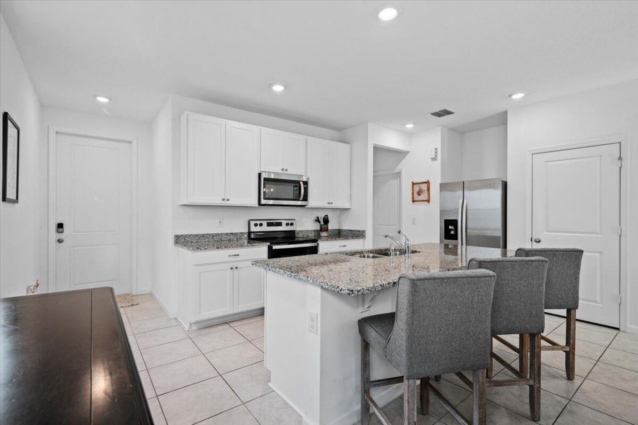 364 SE Sea Hunt Way, Stuart, FL 34994 Photo