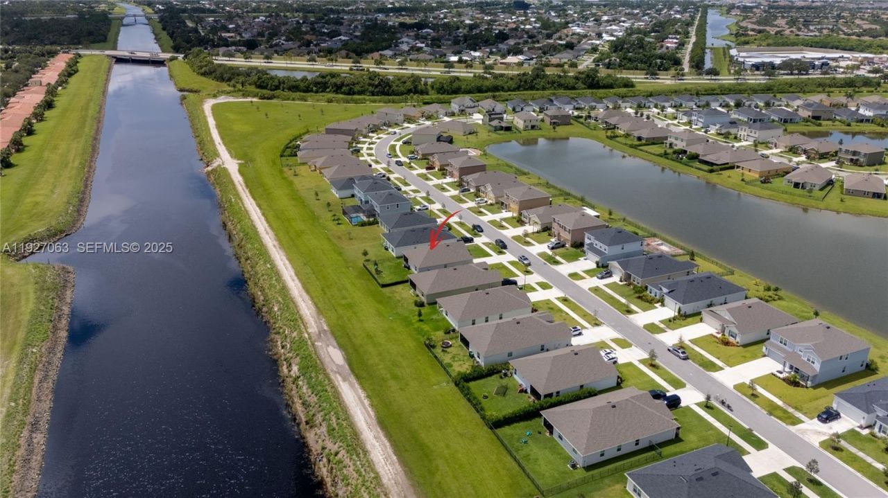 10609 SW Vasari Way, Port Saint Lucie, FL 34987 Photo