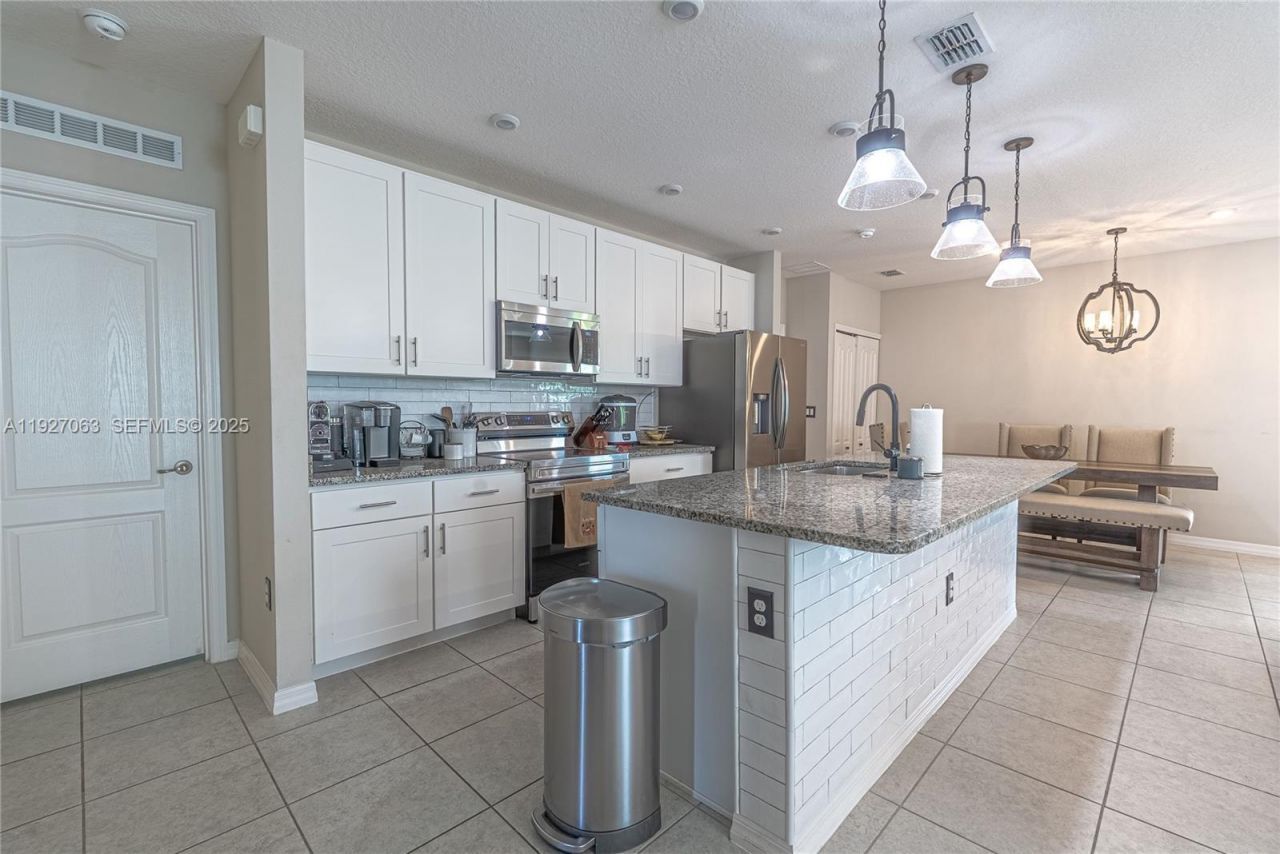 10609 SW Vasari Way, Port Saint Lucie, FL 34987 Photo