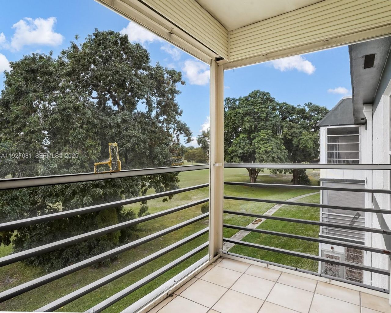 8320 Sands Point Blvd, Unit M301, Tamarac, FL 33321 Photo