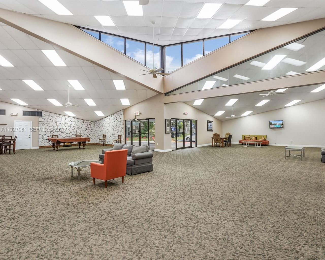 8320 Sands Point Blvd, Unit M301, Tamarac, FL 33321 Photo