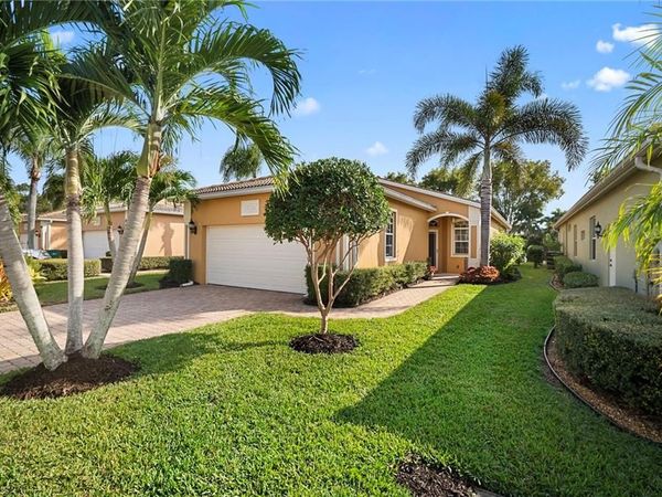 15253 Cortona WAY, NAPLES, FL 34120