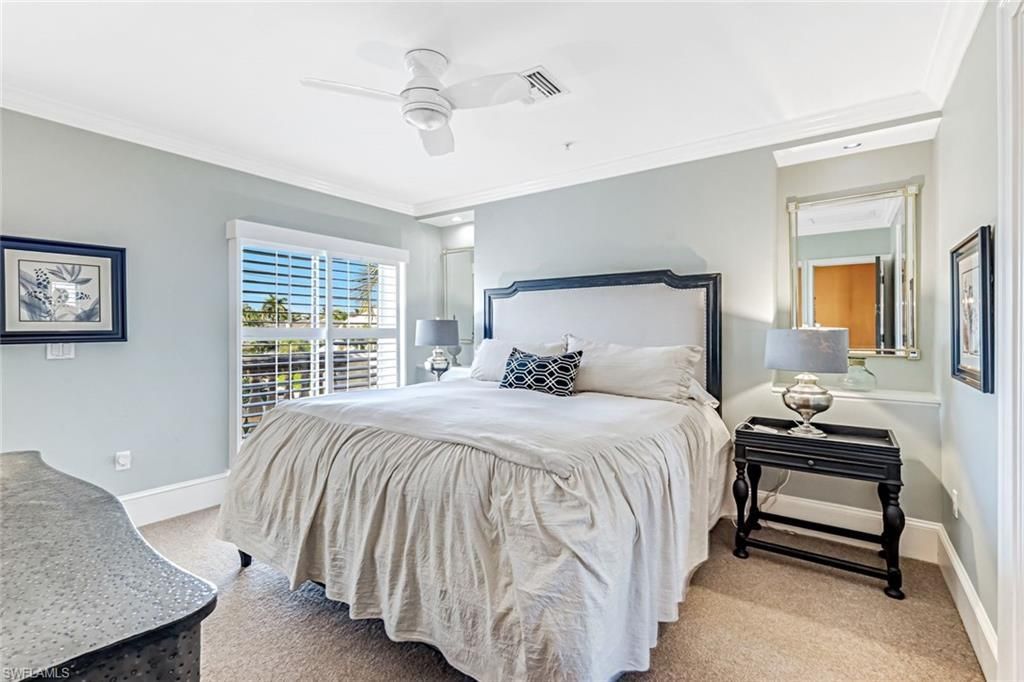 993 8th St S, Unit 2, Naples, FL 34102 Photo