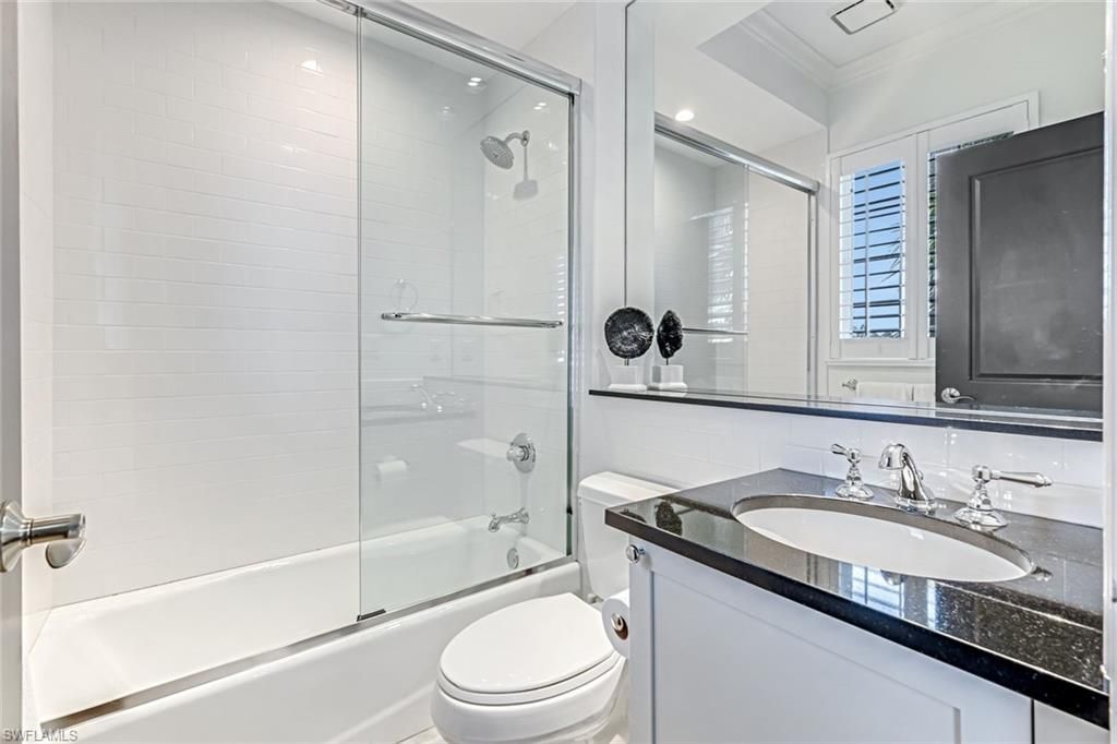 993 8th St S, Unit 2, Naples, FL 34102 Photo