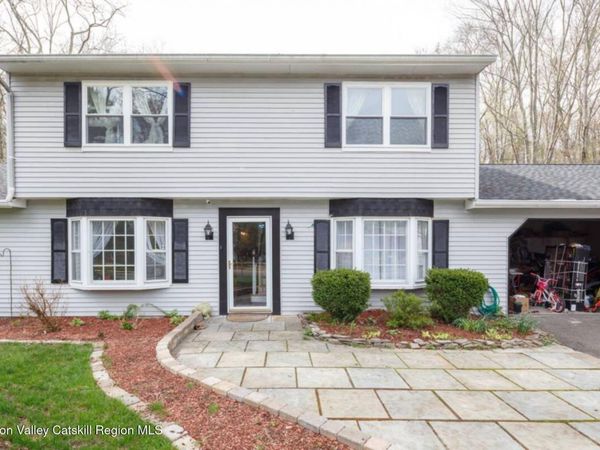 41 Park Drive, Woodstock, NY 12498