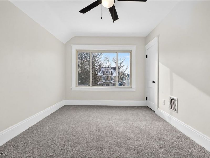 1477 E 174th Street, Cleveland, OH 44110 Photo 25