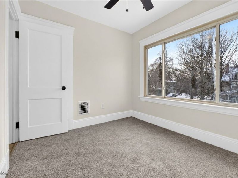 1477 E 174th Street, Cleveland, OH 44110 Photo 27