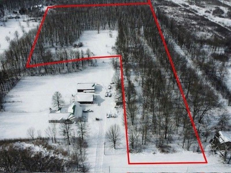 10268 Madison Road, Montville, OH 44064 Photo 1