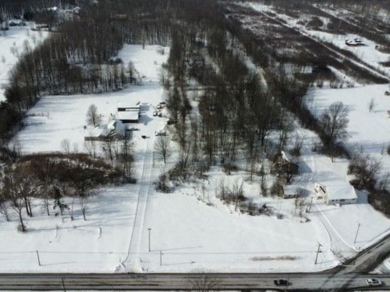 10268 Madison Road, Montville, OH 44064 Photo 4