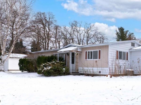 503 Cedar Street, Elk Rapids, MI 49629