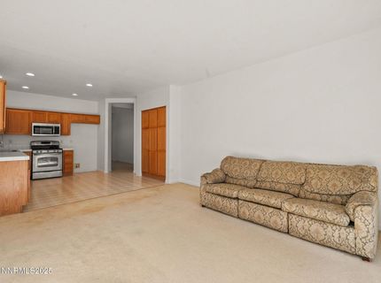 805 Sauvignon Drive, Reno, NV 89506 Photo