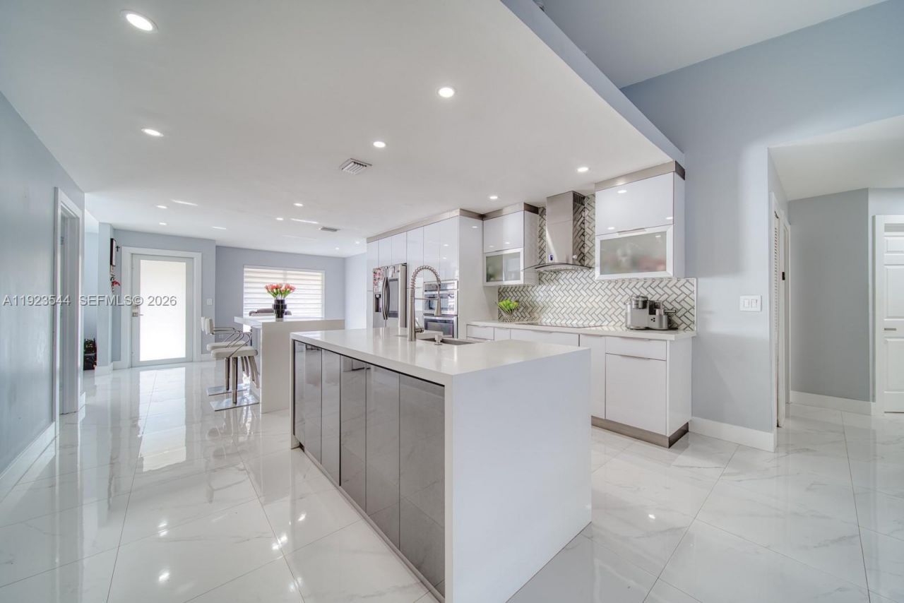 21914 SW 97th Pl, Cutler Bay, FL 33190 Photo