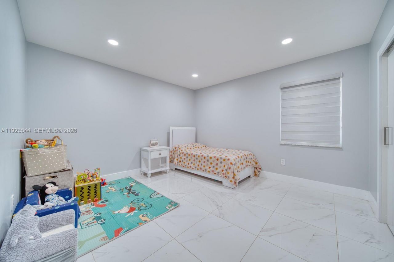 21914 SW 97th Pl, Cutler Bay, FL 33190 Photo