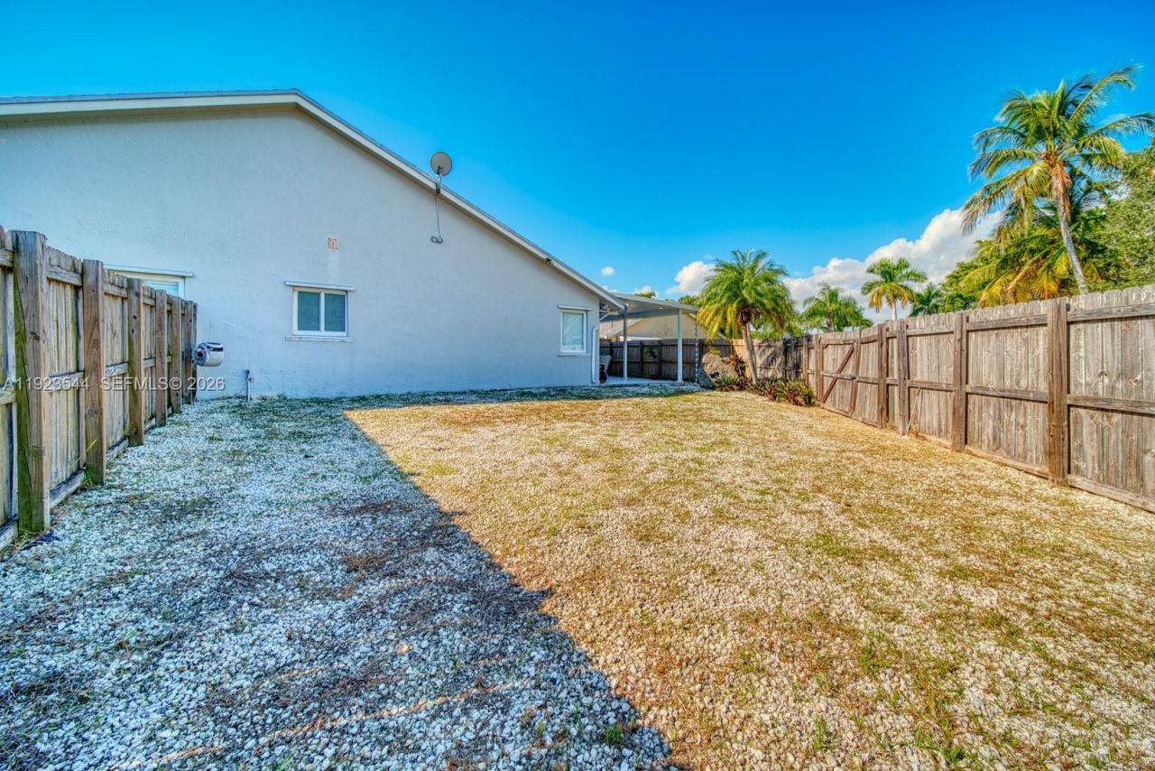 21914 SW 97th Pl, Cutler Bay, FL 33190 Photo