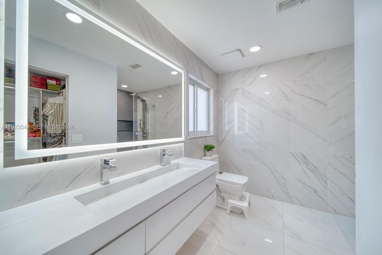 21914 SW 97th Pl, Cutler Bay, FL 33190 Photo