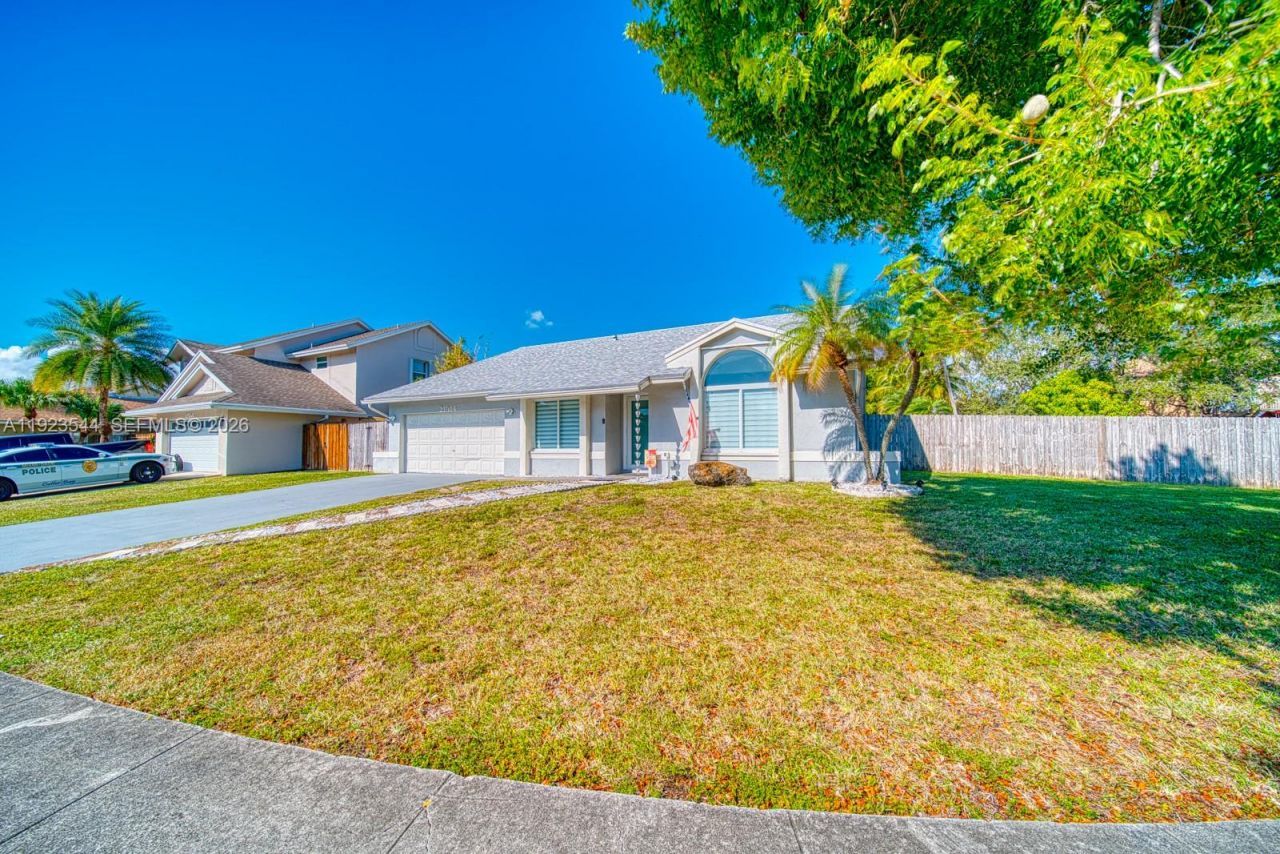 21914 SW 97th Pl, Cutler Bay, FL 33190 Photo