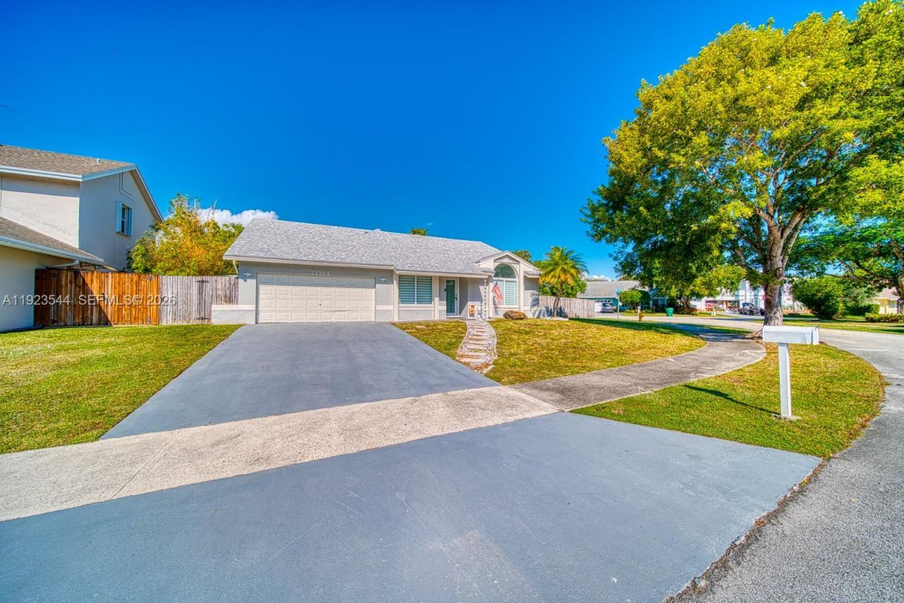 21914 SW 97th Pl, Cutler Bay, FL 33190 Photo