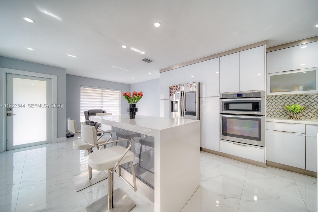 21914 SW 97th Pl, Cutler Bay, FL 33190 Photo