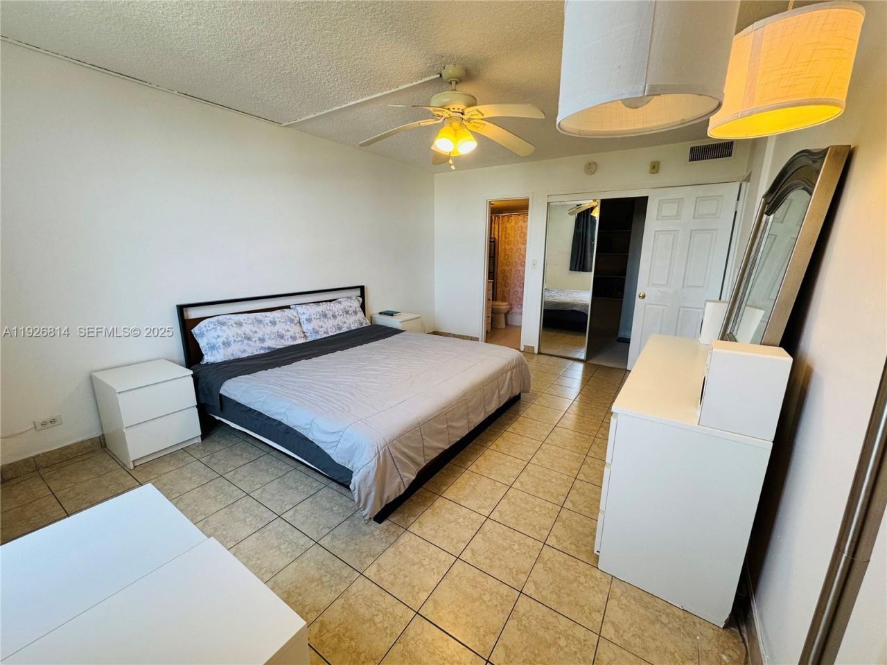 3660 NE 166th St, Unit 812, North Miami Beach, FL 33160 Photo