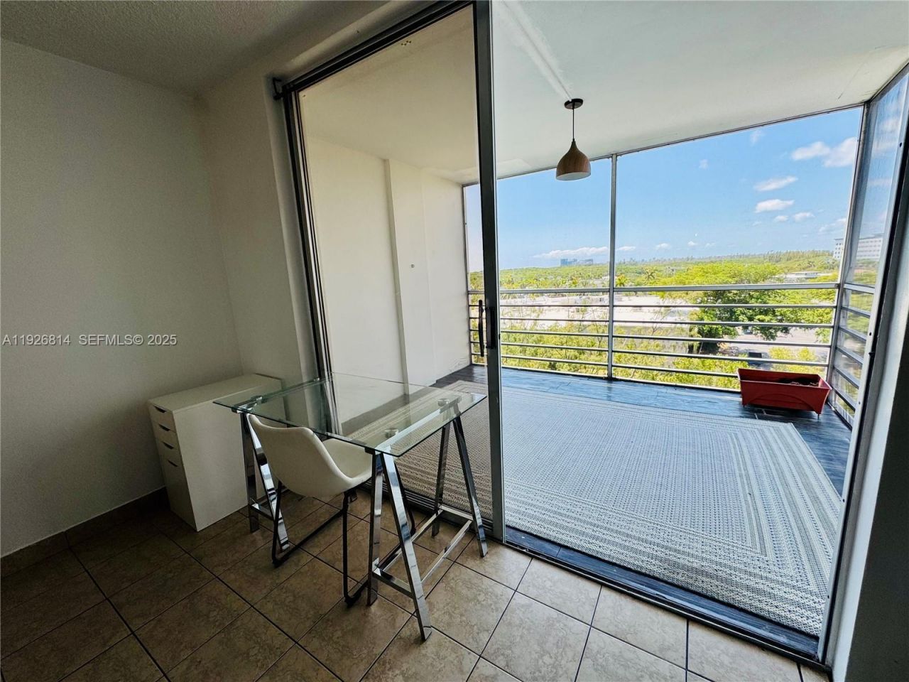 3660 NE 166th St, Unit 812, North Miami Beach, FL 33160 Photo