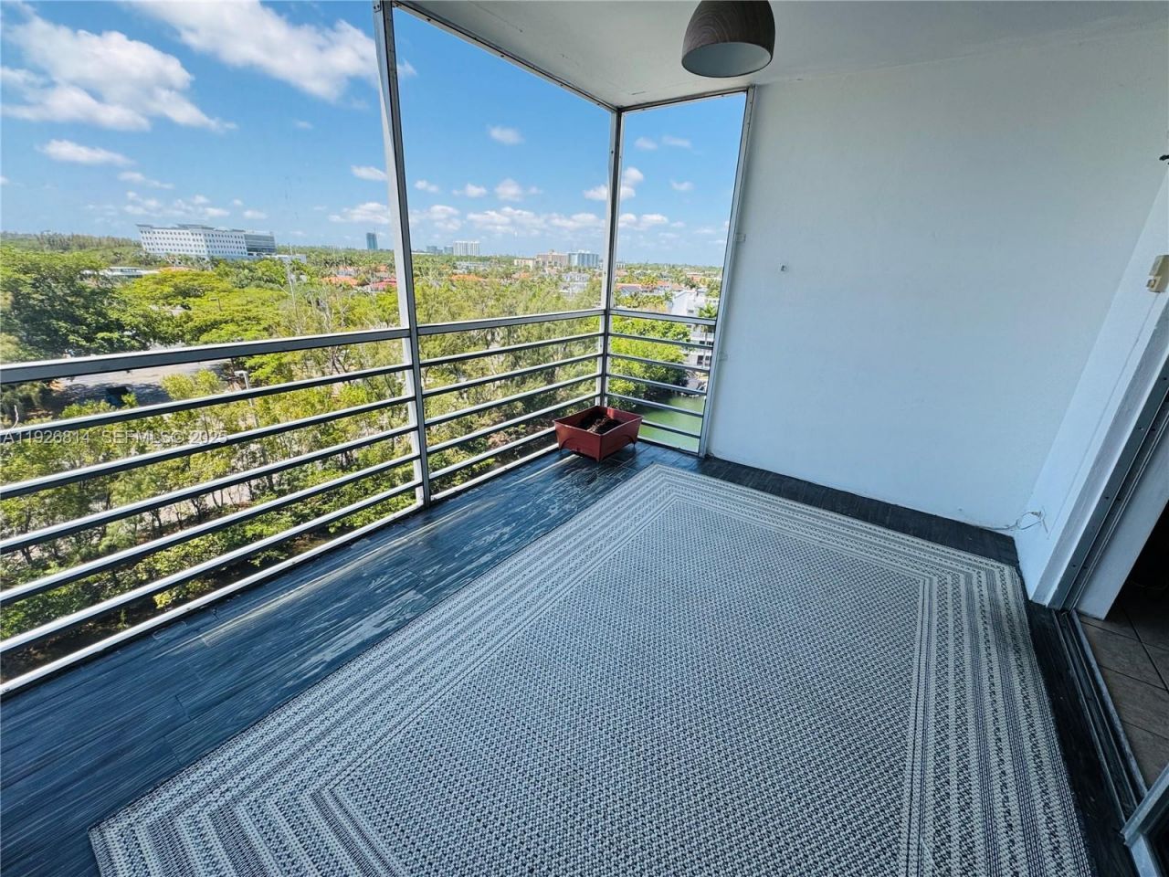 3660 NE 166th St, Unit 812, North Miami Beach, FL 33160 Photo