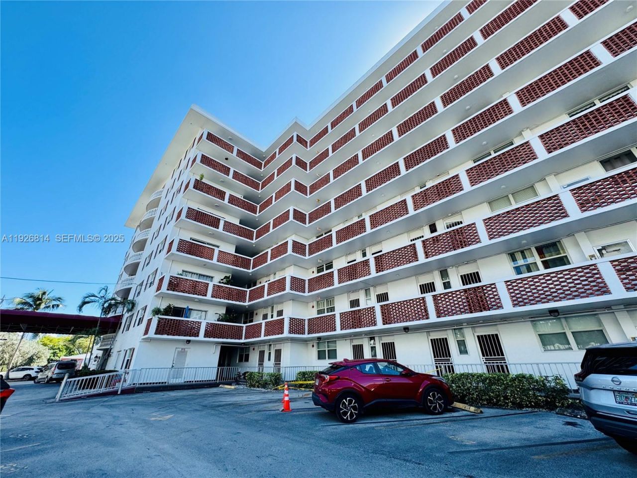 3660 NE 166th St, Unit 812, North Miami Beach, FL 33160 Photo